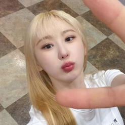 lee chaeyeon (soloist/ex iz*one)